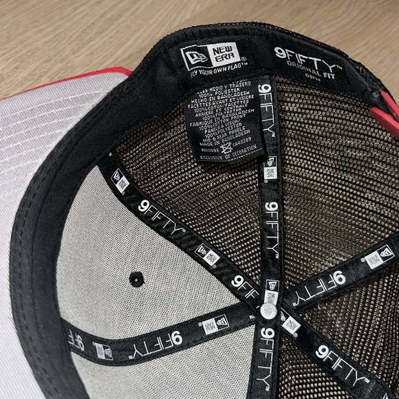 Chicago Blackhawks Snapback Hat – New Era 9Fifty Adjustable Cap – Red/Black - Picture 3 of 4